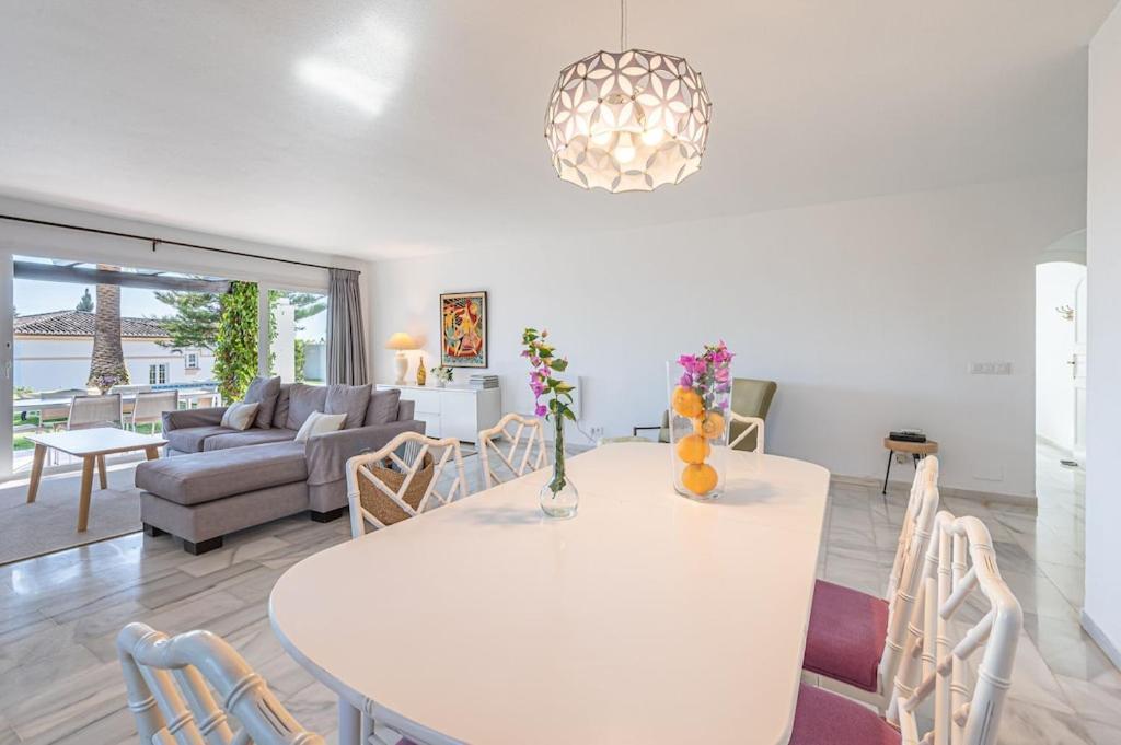 Vakantiehuis Con Piscina Privada Y Jardin Marbella