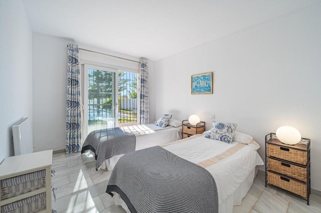 Con Piscina Privada Y Jardin Vakantiehuis Marbella