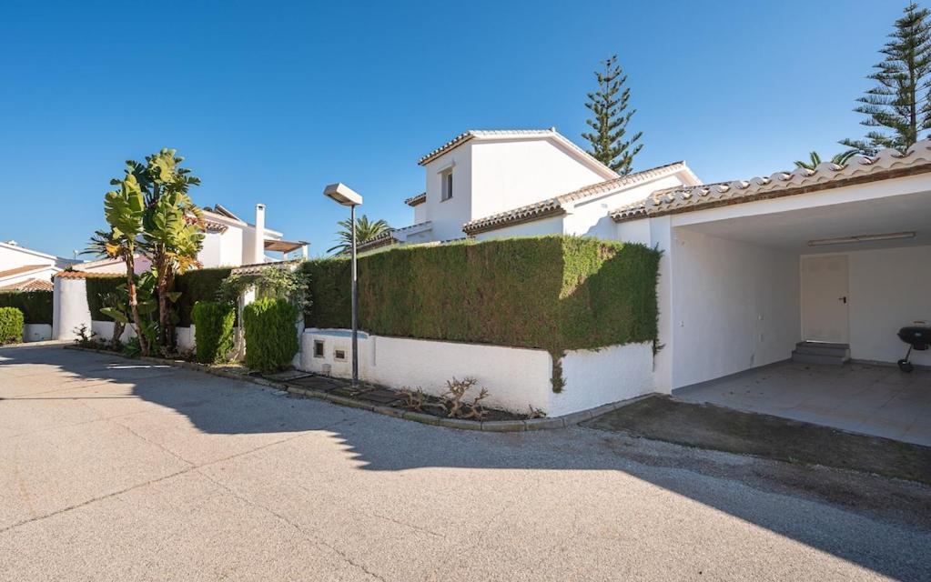 Vakantiehuis Con Piscina Privada Y Jardin
