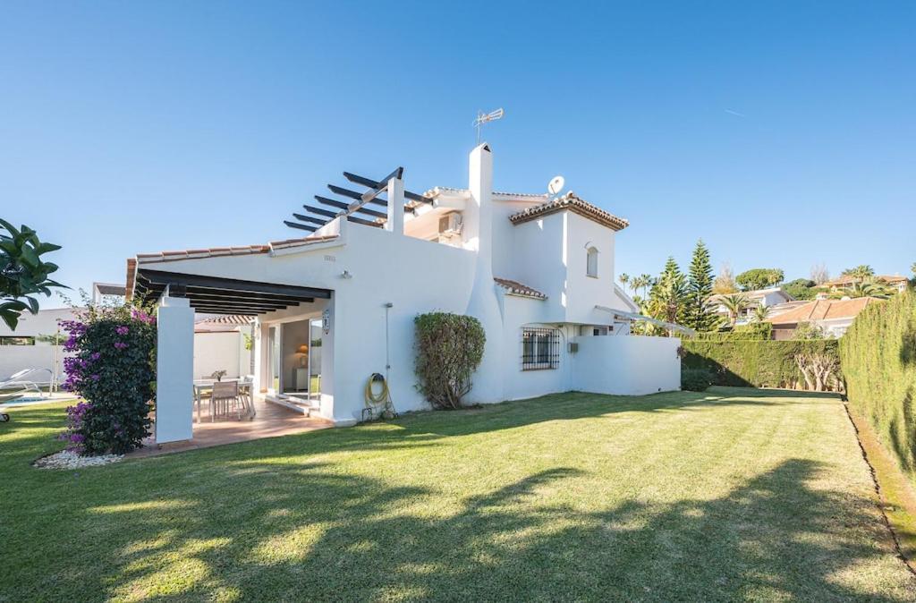 Vakantiehuis Con Piscina Privada Y Jardin Marbella